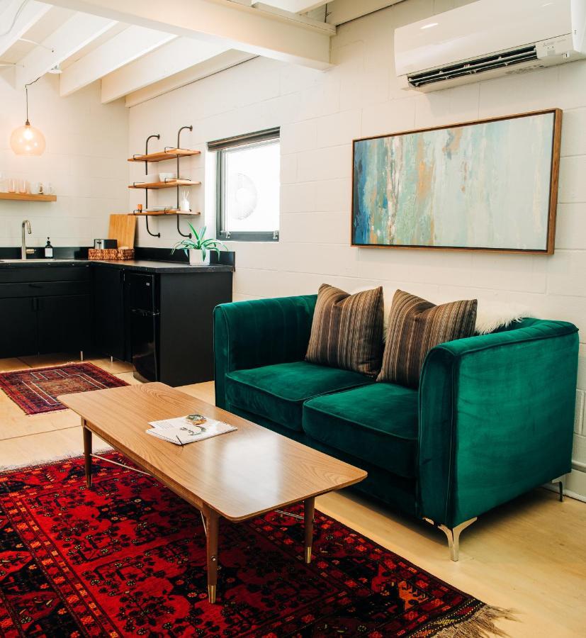 Stellar Suites Louisville Esterno foto