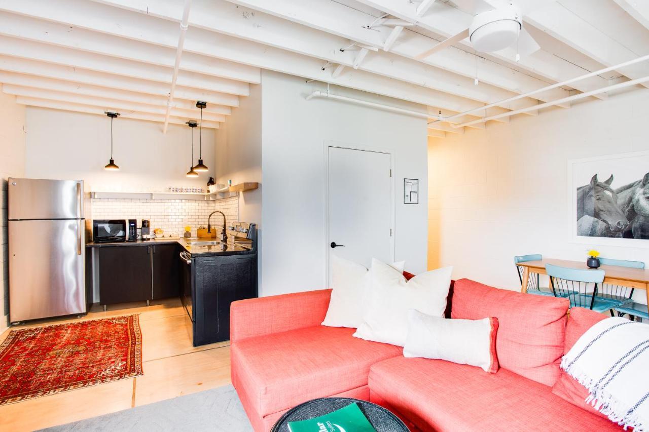 Stellar Suites Louisville Esterno foto