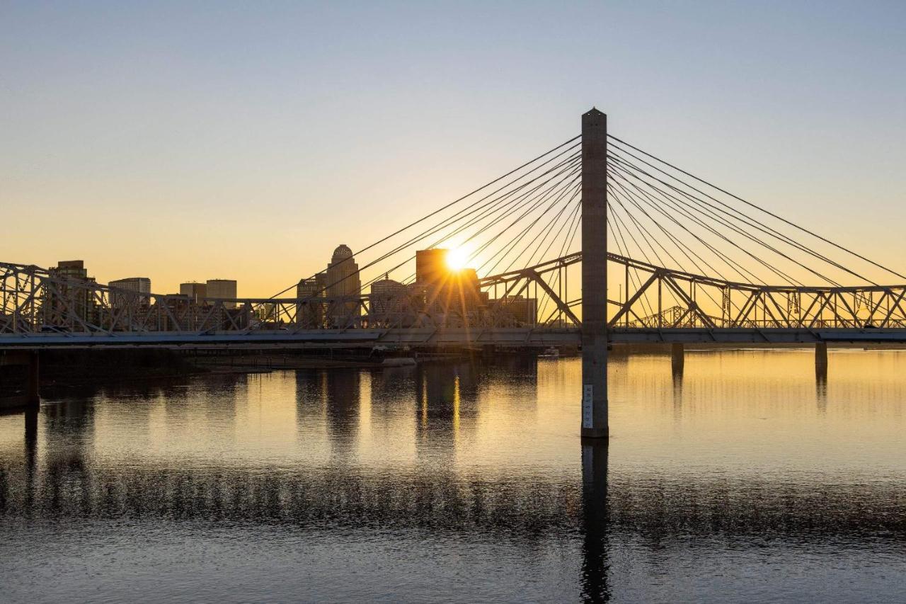 Stellar Suites Louisville Esterno foto